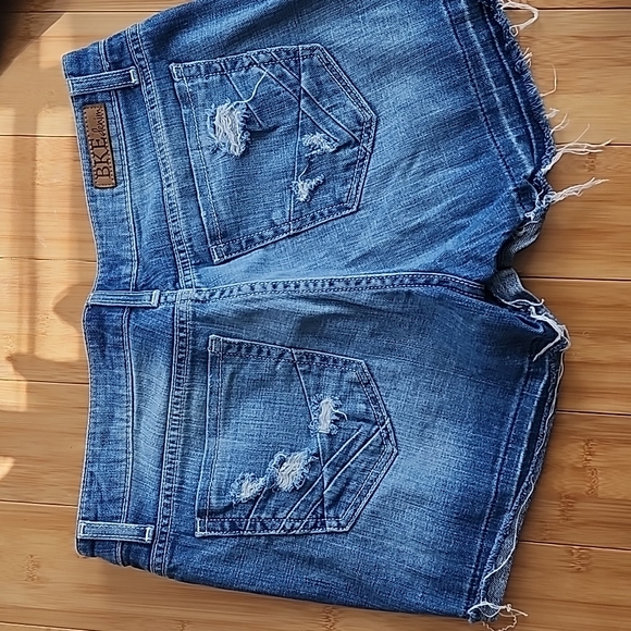 Bke shorts - Picture 3 of 3